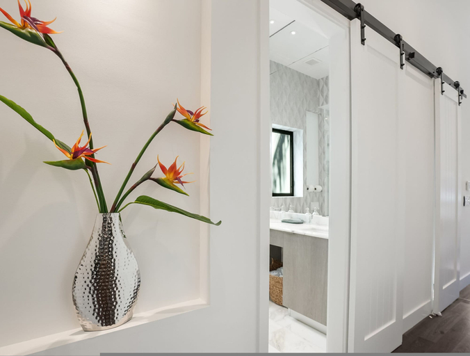 Room 4, Private Waterfront Luxury Villa Resort-style Living Privacy, Broward