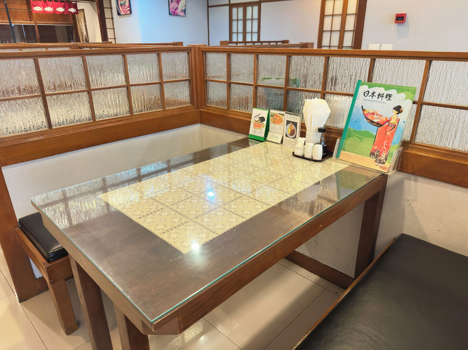 Food & Drinks 5, J - Town Serviced Apartments, Si Racha