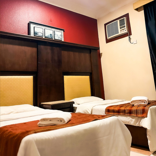 Room 4, Alora Zone