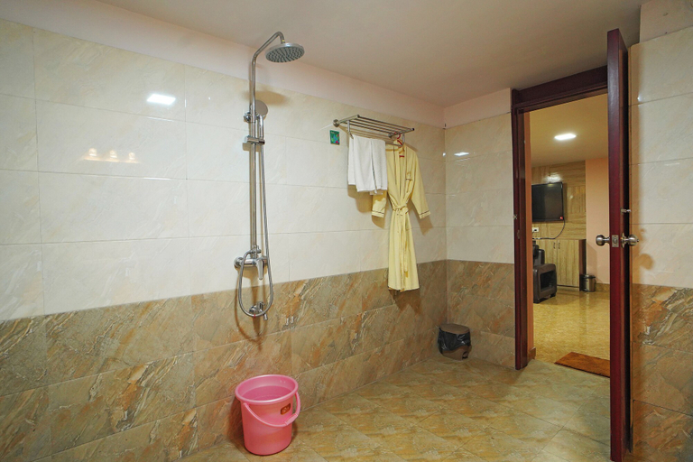Bathroom 3, Panorama Country Club & Resort, Barddhaman