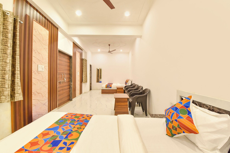 Room 4, FabHotel Shree Radhey Shyam Palace - 500m Khatushyam Temple Khatoo, Sikar