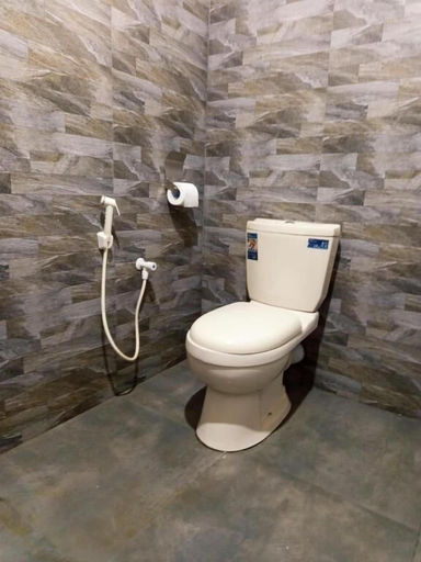 Bathroom 4, Aura Hilltop Matale, Rattota