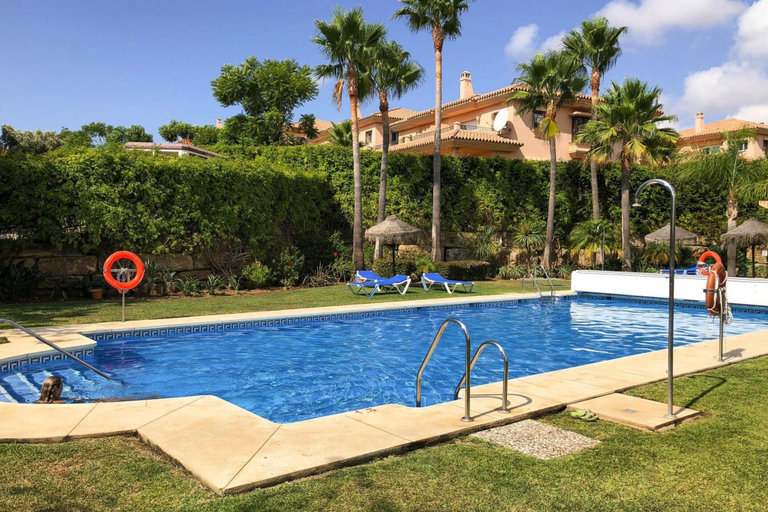 Pool 5, Mijas Costa Lovely Holiday Home for 6, Málaga