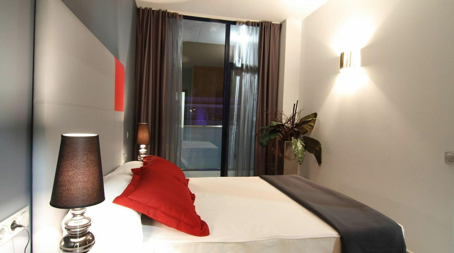 Bedroom 4, Apartment on Costa Dorada Near the Beach, Tarragona