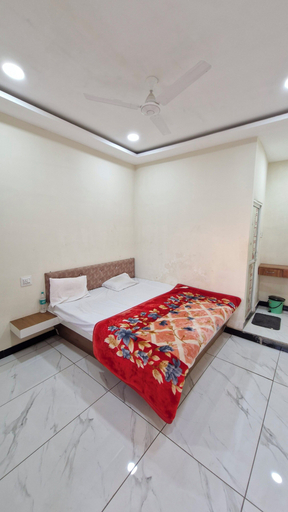 Room 3, Shriram Mantra Sadhana Peeth Aashram, Ujjain