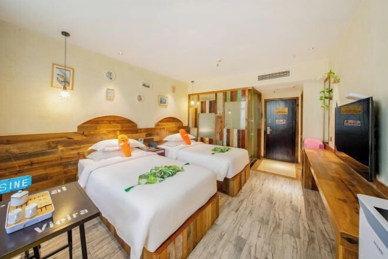 Bedroom 3, Shuiyue Qinghua Hotel, Huzhou