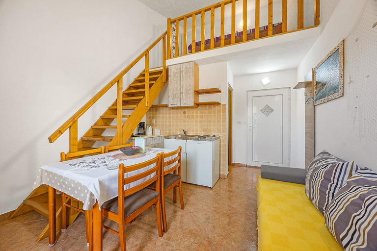 Private kitchen, Studio Apartment, 250m From the Beach, Medulin