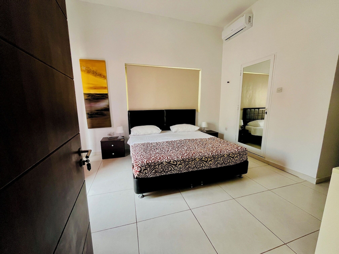 Bedroom 2, 8Villa, St Julian's