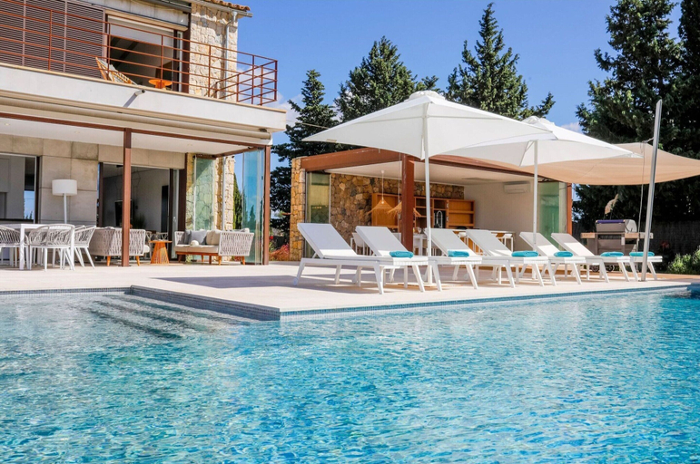 Pool 3, Country House in Mallorca With Pool and BBQ, Baleares