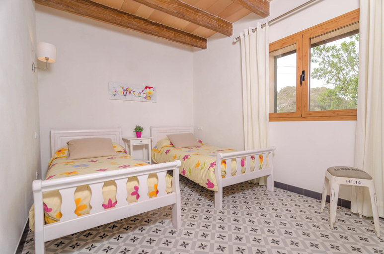 Room 5, Can Xesquet - Villa With Pool, Baleares