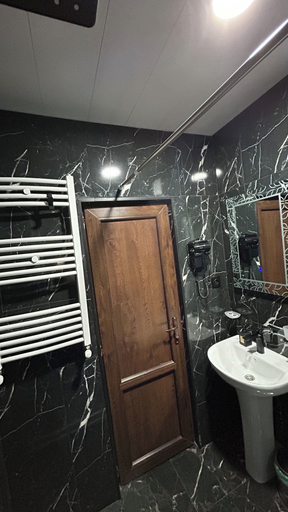 Bathroom 5, Royal Galaxy Kazbegi, Kazbegi