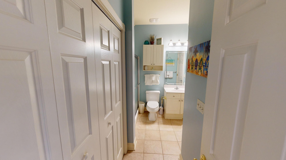 Interior 3, Magnolia Pointe Luster Leaf 4895-402, Horry
