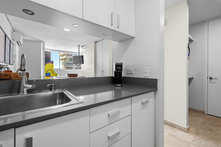 Private kitchen 5, Condado del Mar by Otium