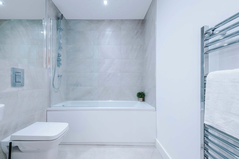 Room 4, Premium City Penthouse Ideal For Business, Leeds