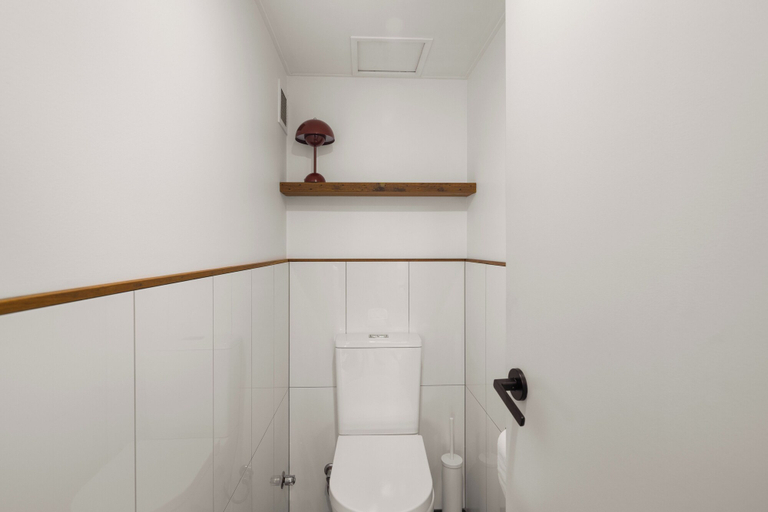 Bathroom 2, Coastal Cool in Prime Burleigh Heads, Gold Coast