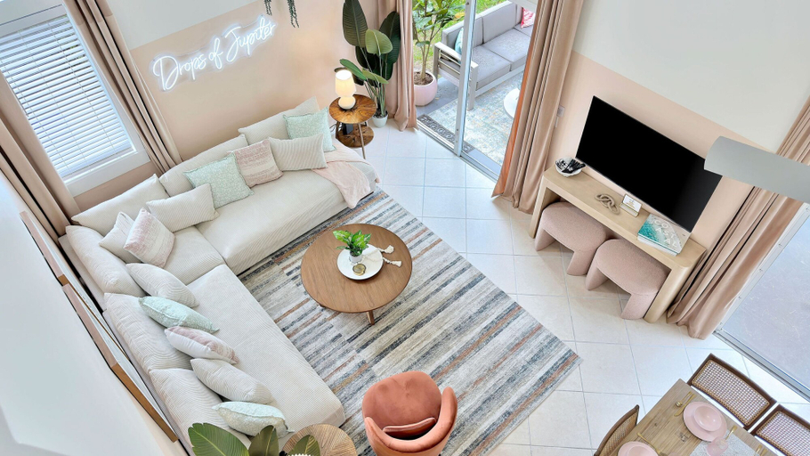 Room 5, Jupiter Beach House, Palm Beach