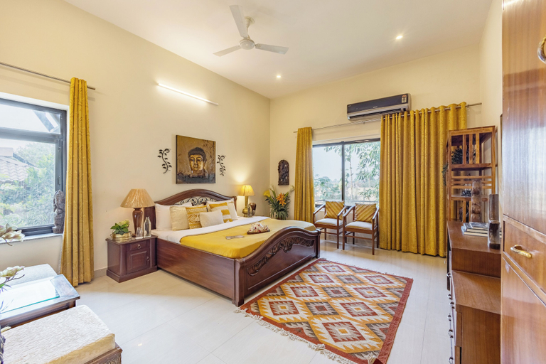 Room 3, Alaya Stays Dacha 3 BHK with Jacuzzi, Palwal