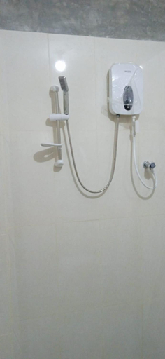 Bathroom, Shining Line, Habaraduwa