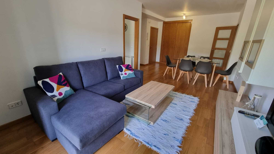 Living area 5, Piso en el Centro Para 6 Personas en Vilagarcia, Pontevedra
