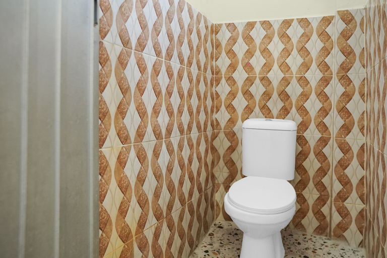 Bathroom, Hotel O Roda Inn, Padang Pariaman