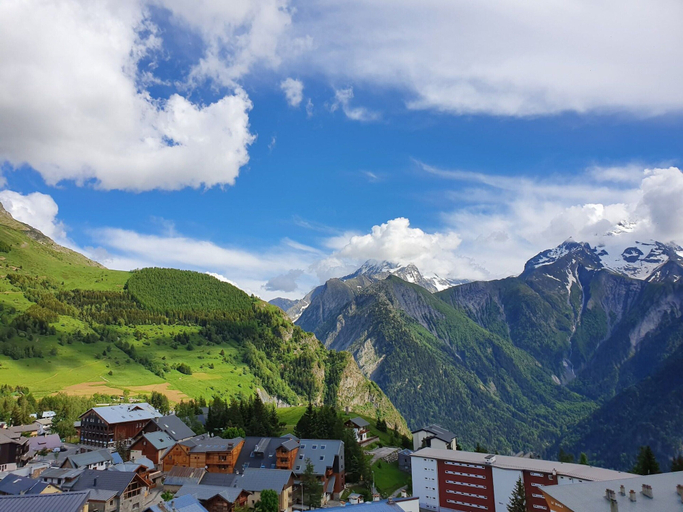 Balcony 3, Panoramic Alpine Stay, Isère