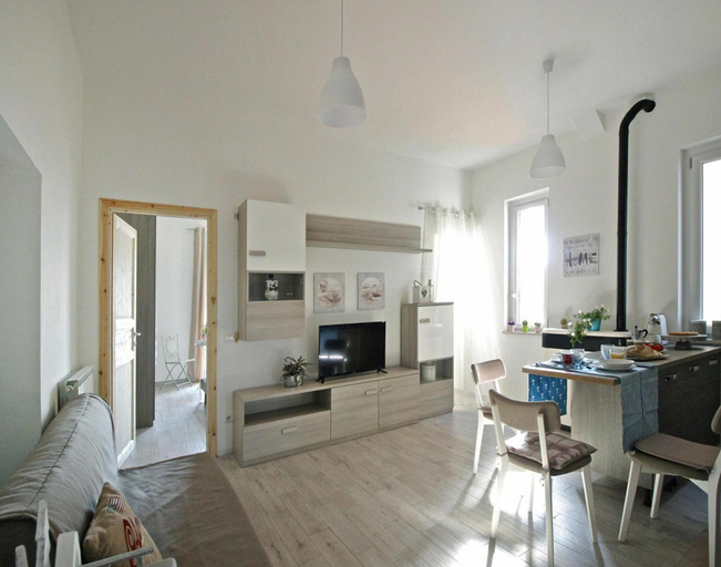Living room 5, Apartment in Ladispoli Near Tyrrhenian Sea, Rome