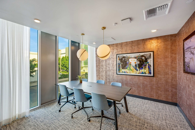 Exterior 4, Luxury 3BR Hollywood Sign View by Oneluxstay, Los Angeles