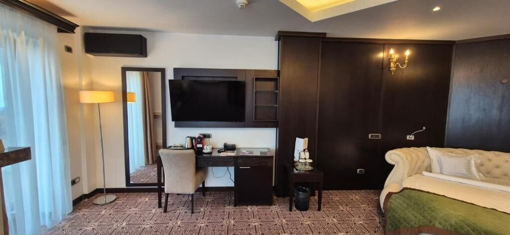 Room 4, Castelnor Resort, Rasinari