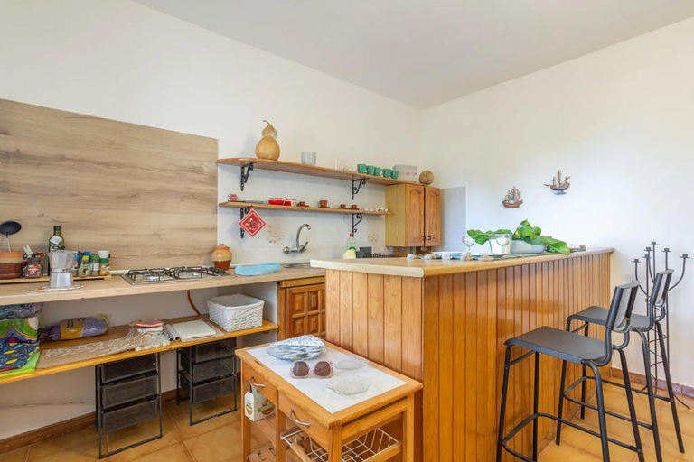 Private kitchen 4, Holiday Home in Tenerife With Private Garden, Santa Cruz de Tenerife