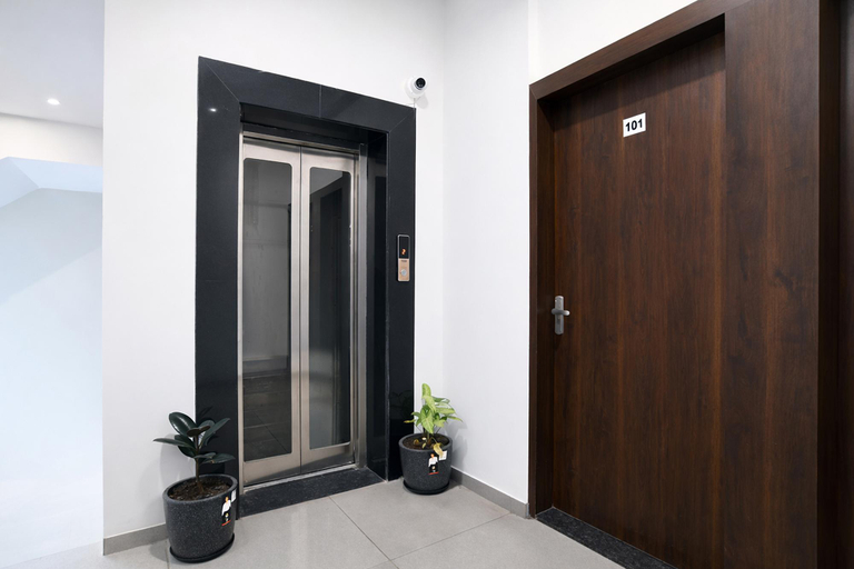 Lobby 3, Fabhotel Olive Inn, Indore
