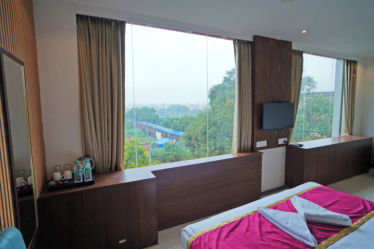 Others 5, Hotel Tripka Square, Deoghar