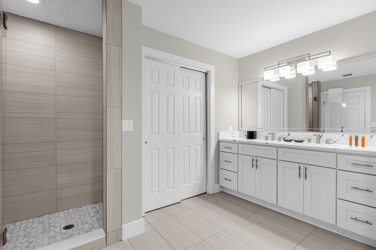 Interior 2, 6403, Orange
