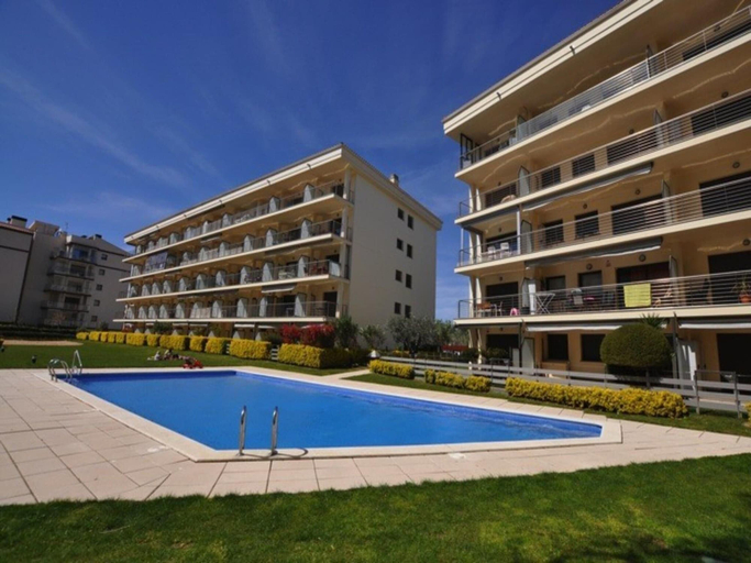 Pool 5, Apartment in Roses With Balcony, Pool-view, Girona