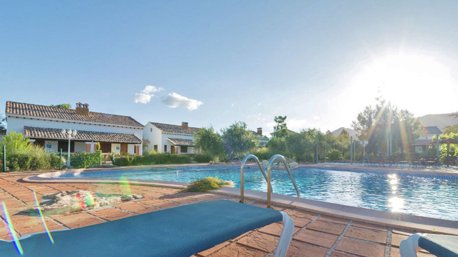 Pool 4, Ibipozo Bungalow Retreat in Pozo Alcon, Jaén