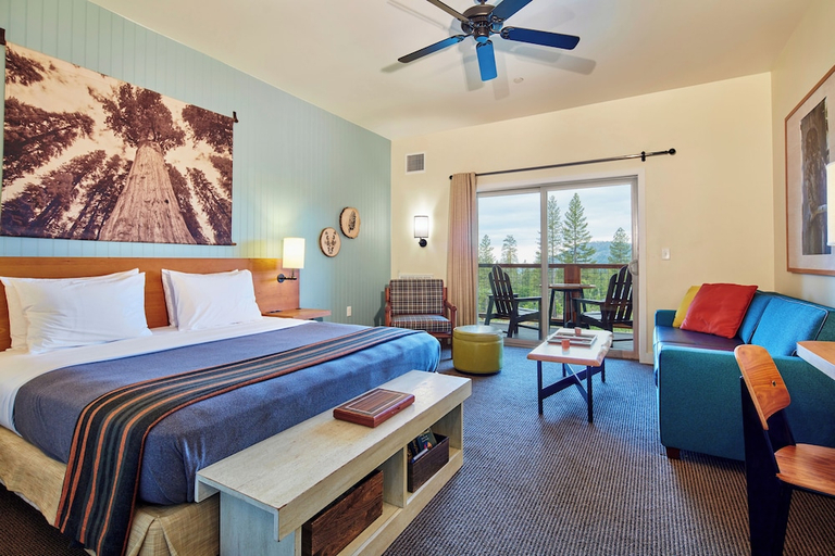 Bedroom 3, Rush Creek Lodge & Spa At Yosemite, Tuolumne
