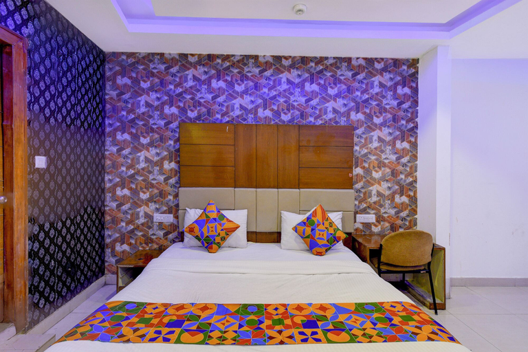 Room 3, Fabhotel Ayaansh, Hyderabad