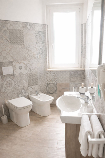 Bathroom 4, BLOOM Tropea, Vibo Valentia