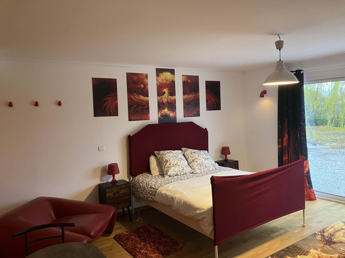 Bedroom 5, Chez PhiL, Aude