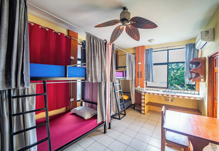 Others 5, Sandy Toes Hostel, Nicoya