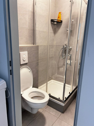Bathroom 3, Lovely 2BR Apartment Near U6 Schöpfwerk, Wien