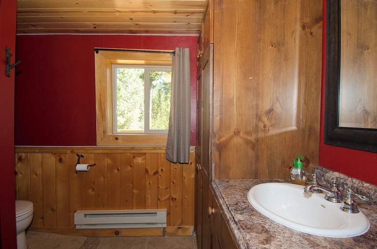 Interior 3, Grey Wolf Retreat, Fremont