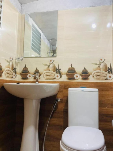 Bathroom 3, Sinharaja Pitadeniya Villa, Neluwa