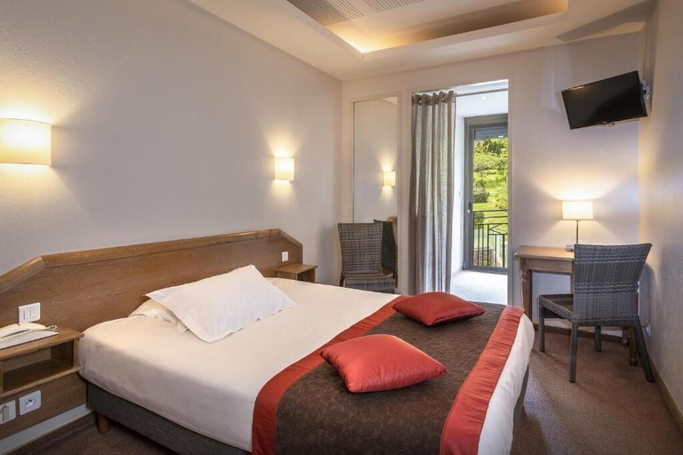 Bedroom 4, Logis Hotel Restaurant Mont Aigoual, Lozère