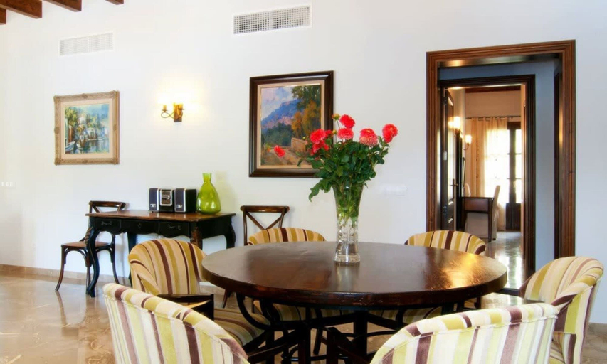 Dining 5, Scenic Villa Near Petra Town, Baleares
