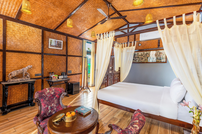 Room 4, Growpure Luxury Farm & Nature Resort, Banswara
