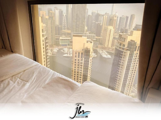 View from property, Beachside JBR Stay with Sea Views, Dubai