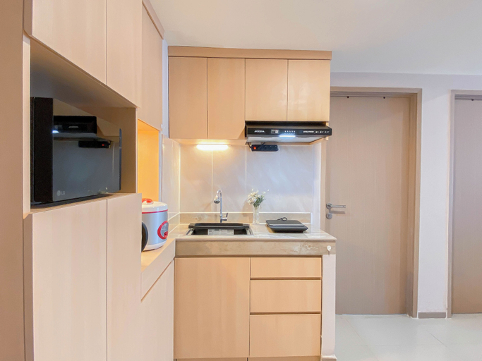 Interior 5, Well Furnished 3Br At Apartment Meikarta, Cikarang