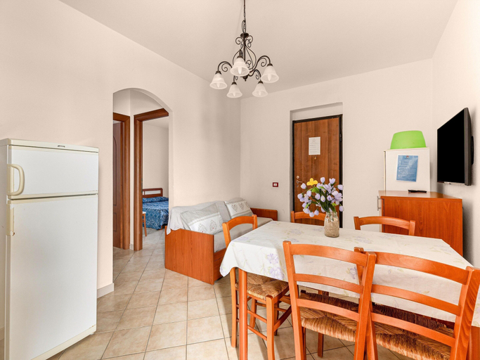 Dining 4, 150 Meters From the Sea, 2 Swimming Pools, Sassari