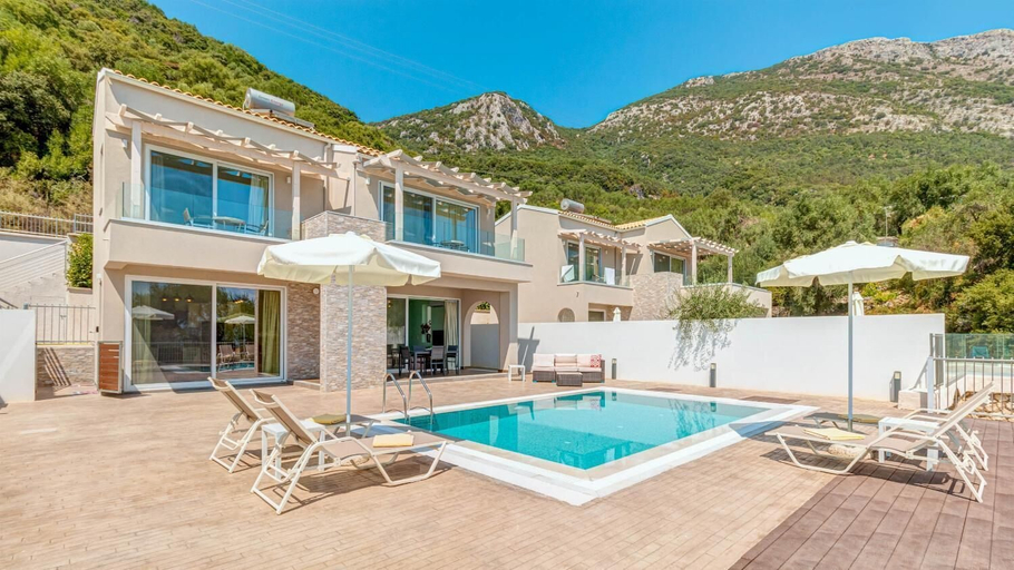 Room 1, Villa Stavroula in Mparmpati, Ionian Islands
