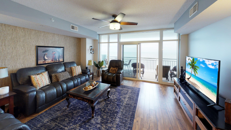 Interior 3, Ocean Blue 1002, Georgetown